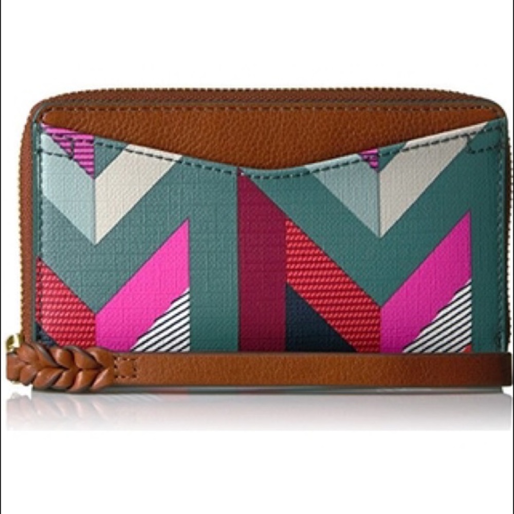NEW!!!! FOSSIL RFID CHEVRON Zip Wallet Wristlet